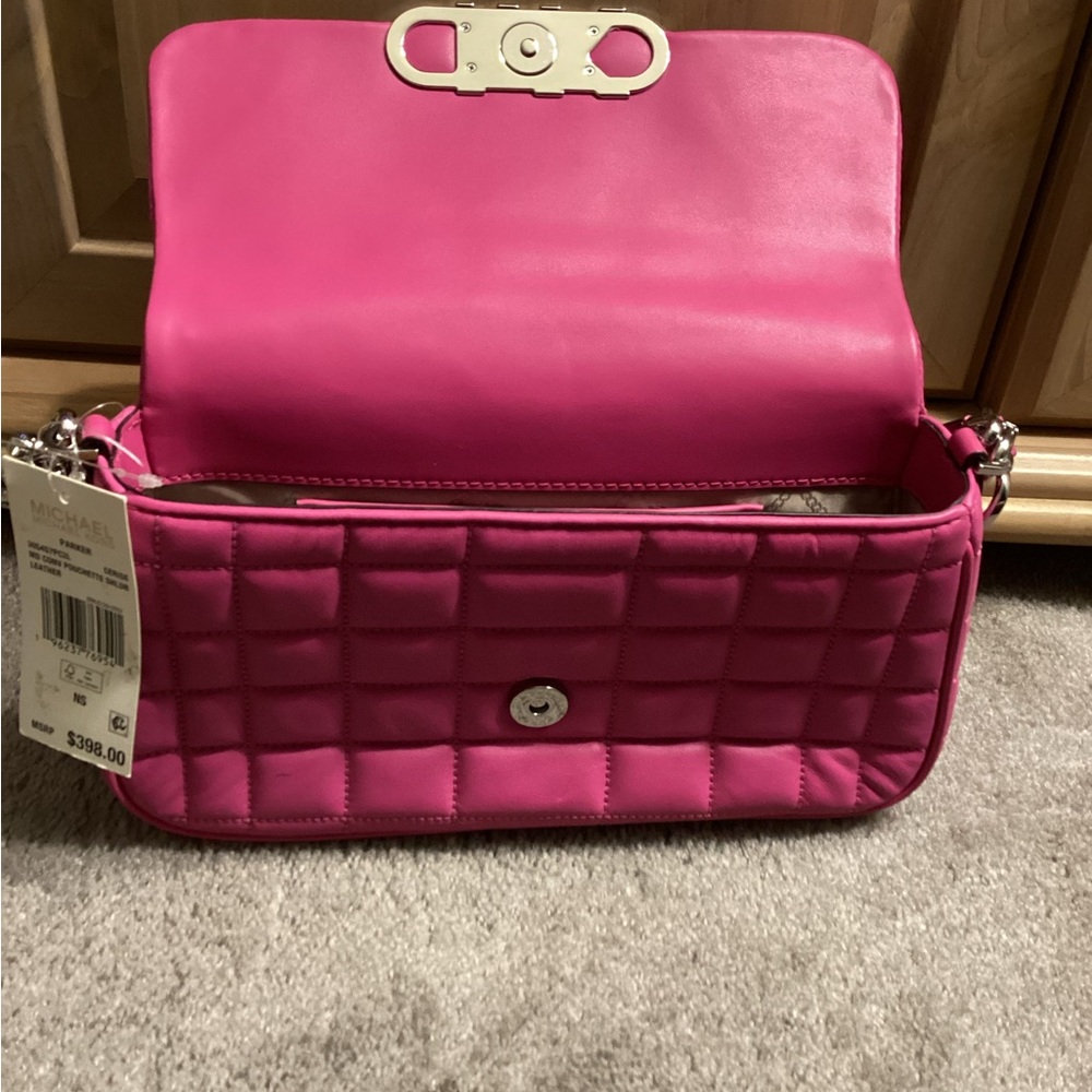 Authentic Michael Kors Bag - Picture 2 of 8